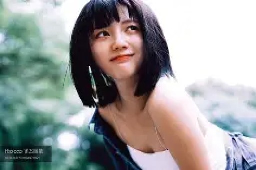 李嘉欣许晋亨合体看演唱会夫妻俩手牵手好甜55岁状态超好